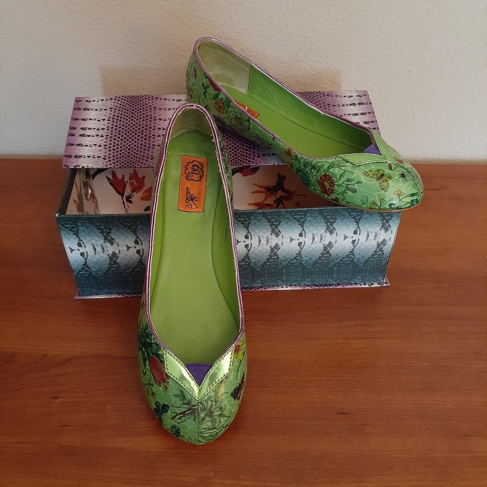 Chi by Carlos Falchi Floral Flats - Picture 5 of 11